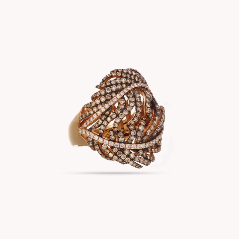 Anel com Diamantes Brancos e Castanhos