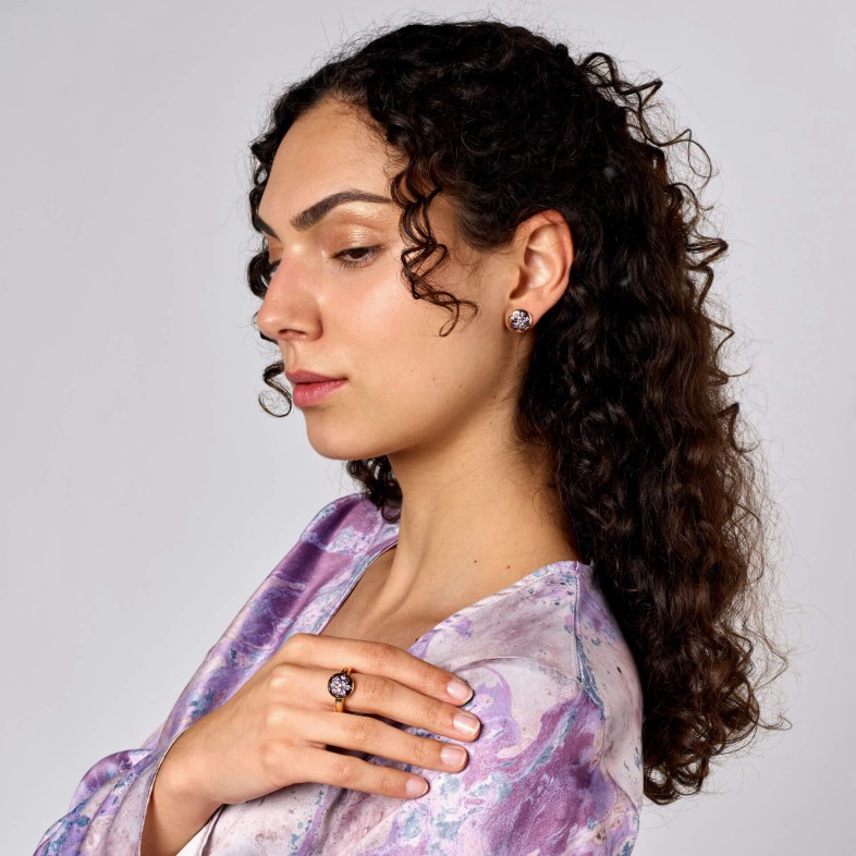 Dahlia | Brincos com Safiras, Ametistas e Diamantes castanhos