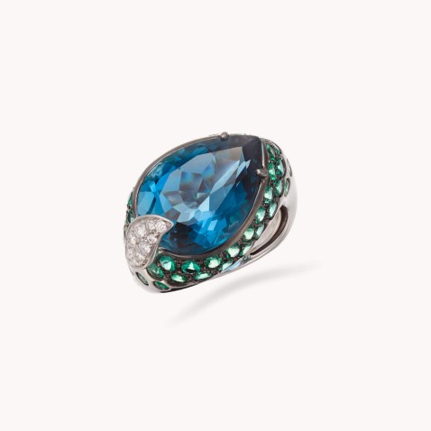 Anel com Topzio, Esmeraldas e Diamantes