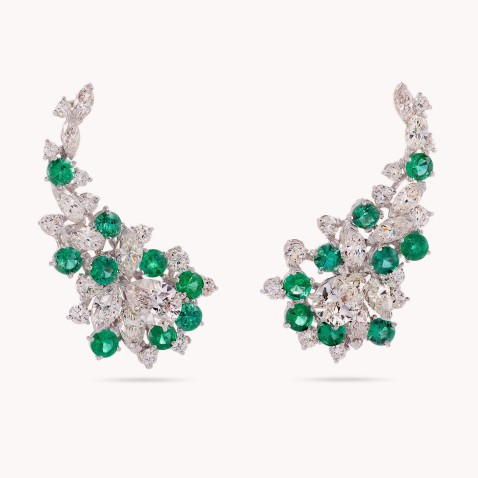 Brincos com Diamantes e Esmeraldas