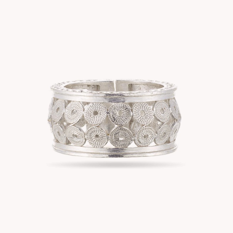 Circles Filigree Ring
