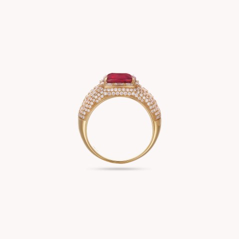 Anel com Rubis e Diamantes