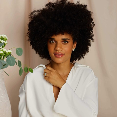 Diamond and Emerald Engagement Ring | Cores Preciosas