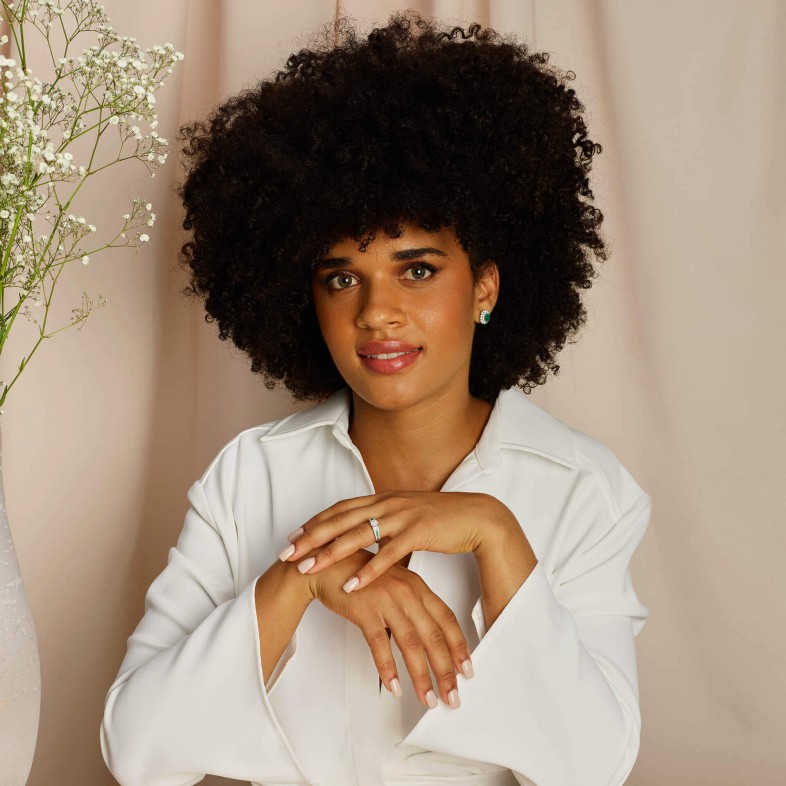 Anel de Noivado Diamantes e Esmeraldas | Cores Preciosas