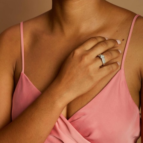 Anel  de Noivado com Diamantes | Special Moments