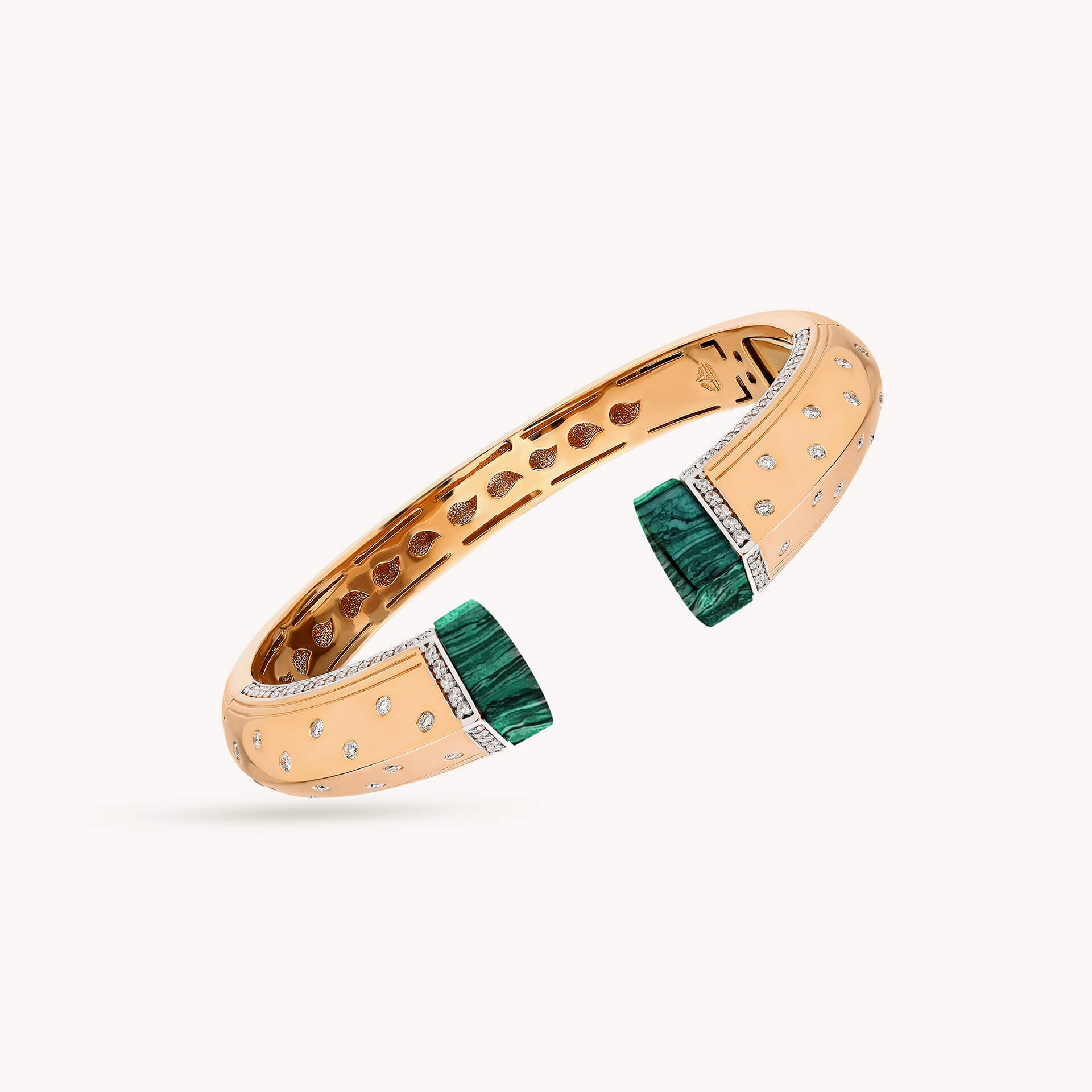 Balance | Escrava Diamantes e Malaquites