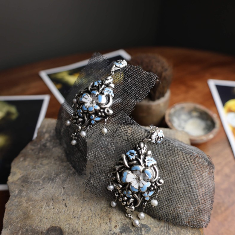 NEOBAROQ | Brincos com Esmalte