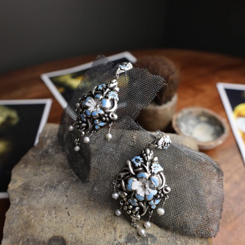 NEOBAROQ | Enamel Earrings