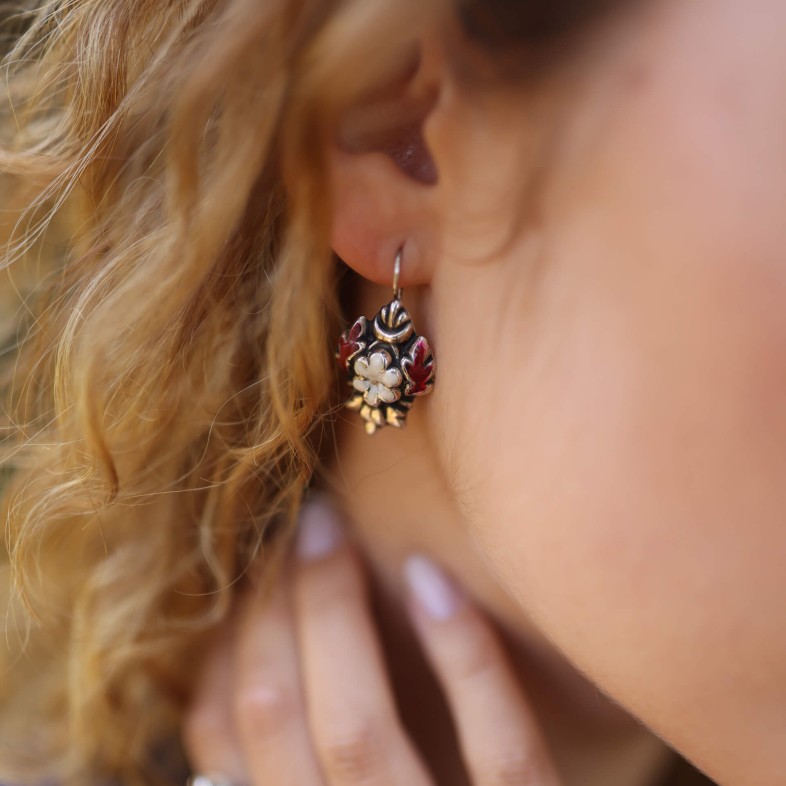 NEOBAROQ | Enamel Earrings