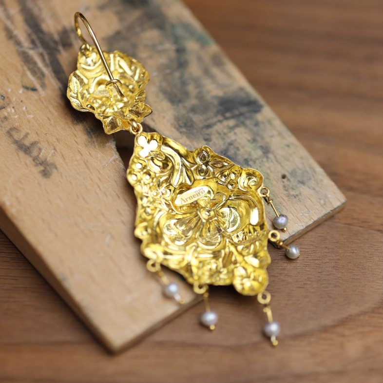 NEOBAROQ | Enamel Earrings