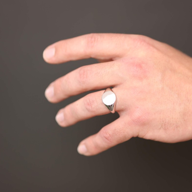 Round Signet Ring