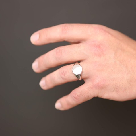 Round Signet Ring