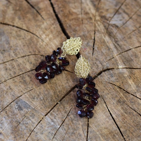 Silver Petal Bilros earrings with garnets