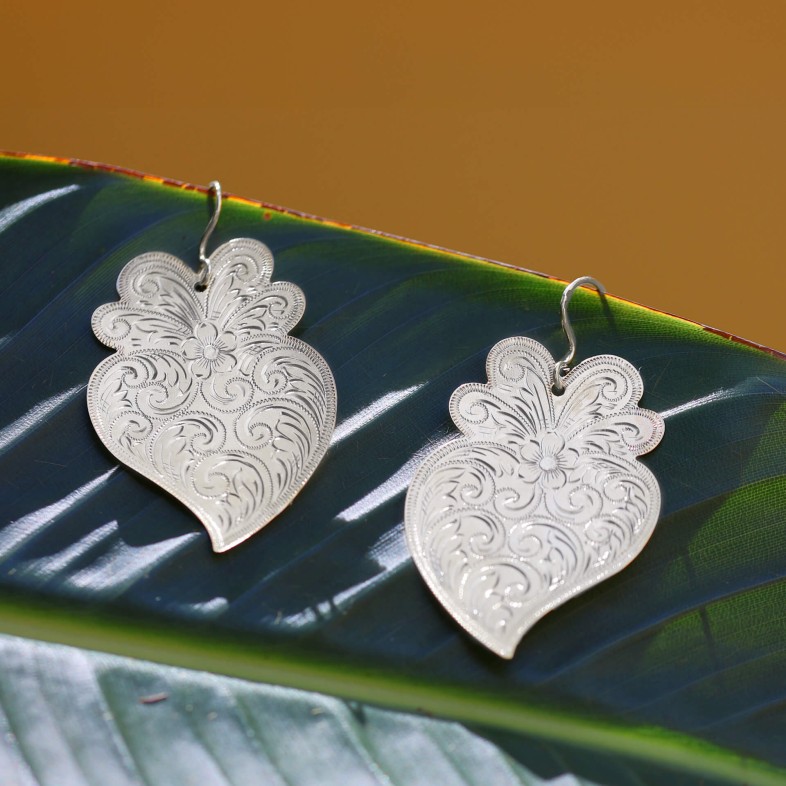 Cinzel | Heart Earrings