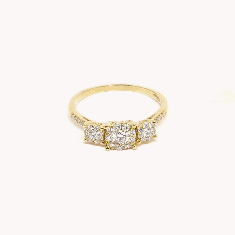 Diamond Gold Engagement Ring | Special Moments