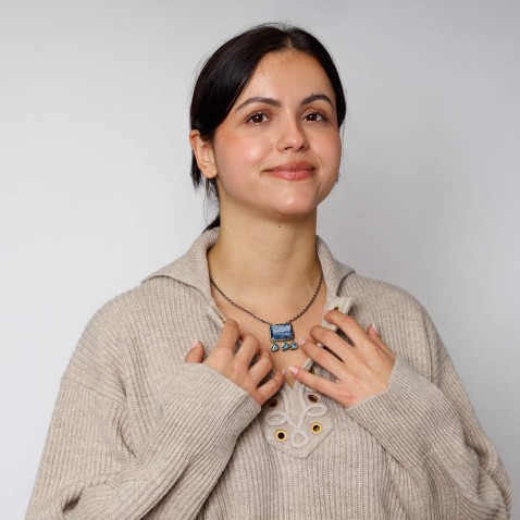 Cyanite and blue topaze stones necklace