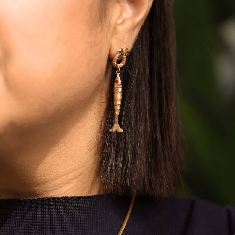 Brincos Sardinha em ouro