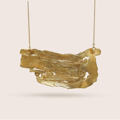 COLAR E PREGADEIRA PRATA EUCALIPTUS BARK | NATURA