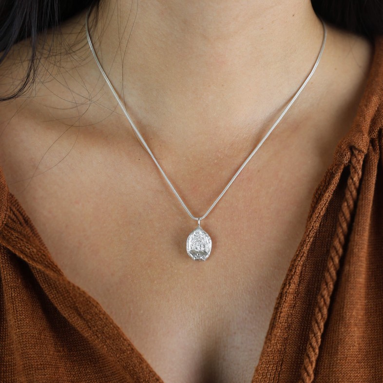 SILVER NECKLACE CHESTNUT | NATURA