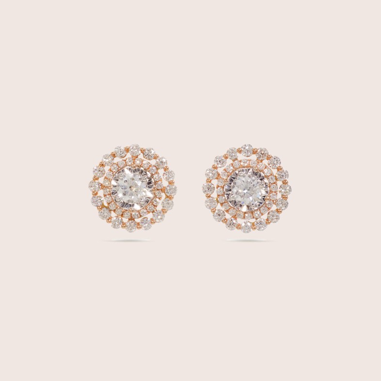 Brincos com diamantes