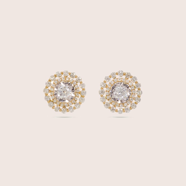 Brincos com diamantes