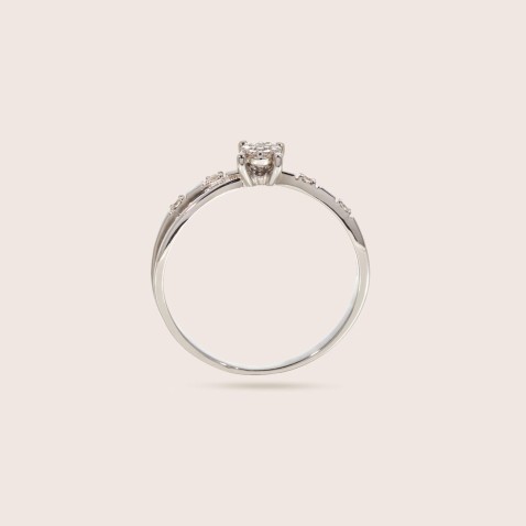 Anel de Noivado com diamantes