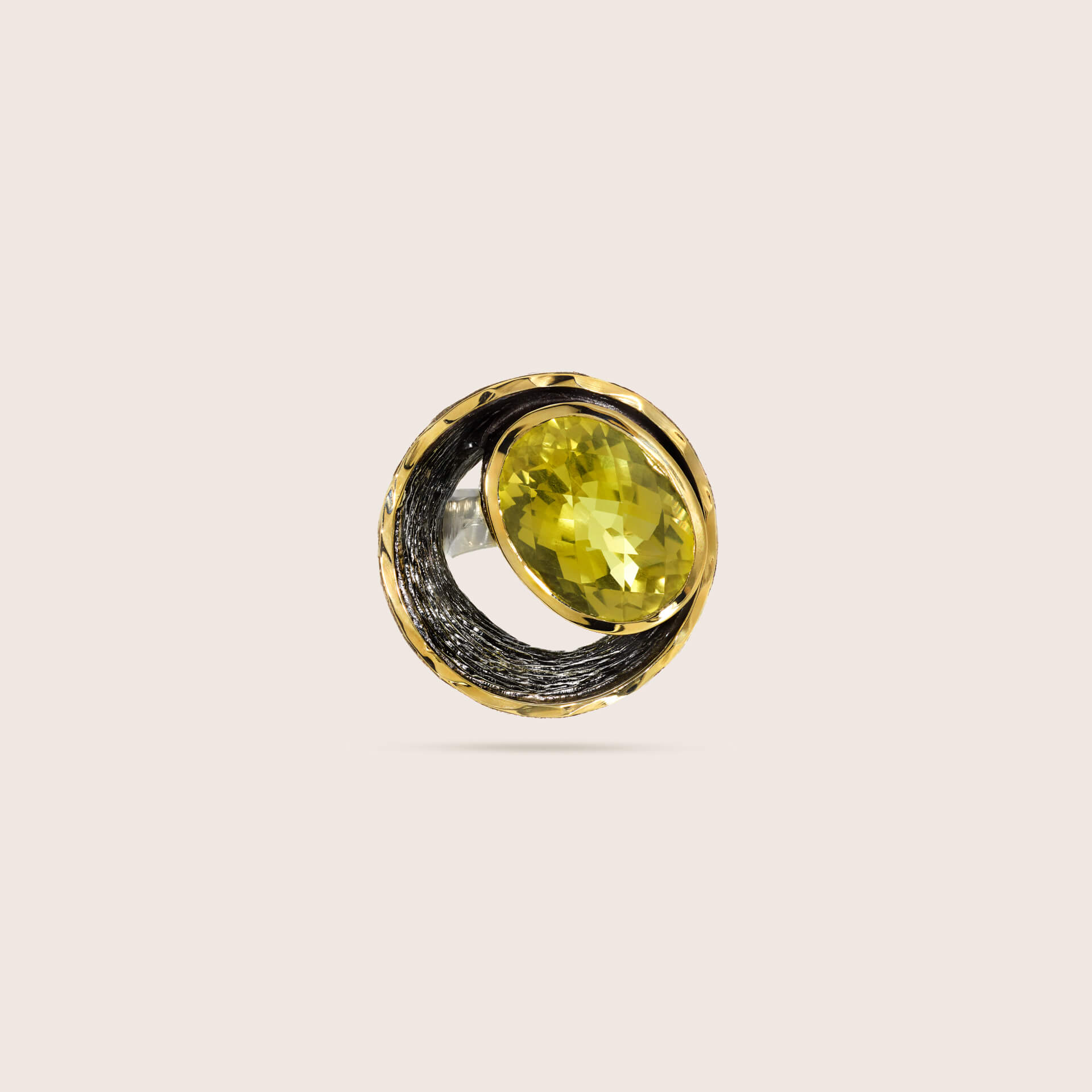 Anel Golden Quartzo