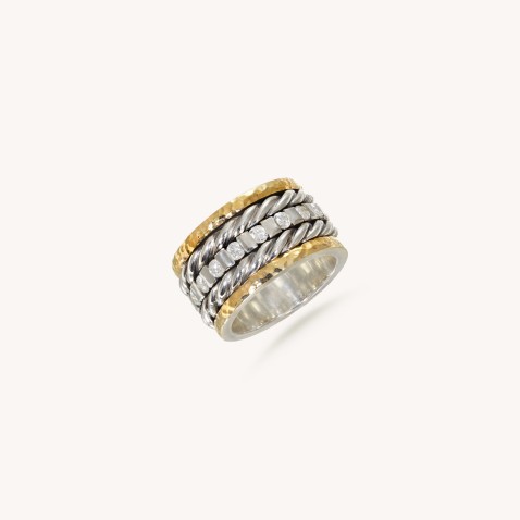 Zircons band ring