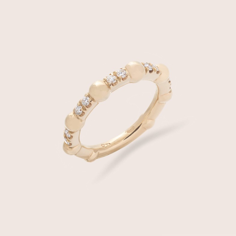 Anel com Diamantes