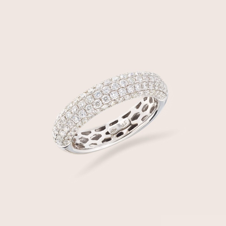Anel com Diamantes