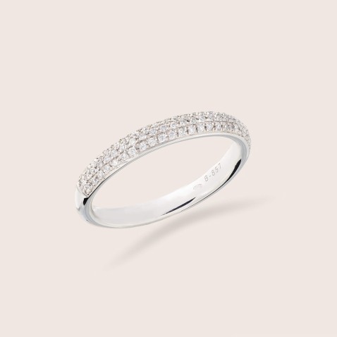 Anel com Diamantes