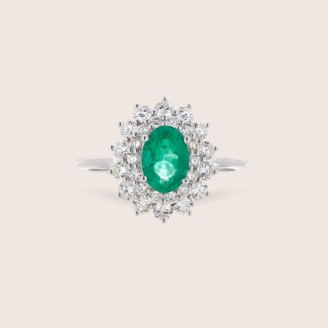 Diamond and Emerald Engagement Ring | Cores Preciosas