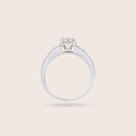 Anel de Noivado Diamantes e Esmeraldas | Cores Preciosas