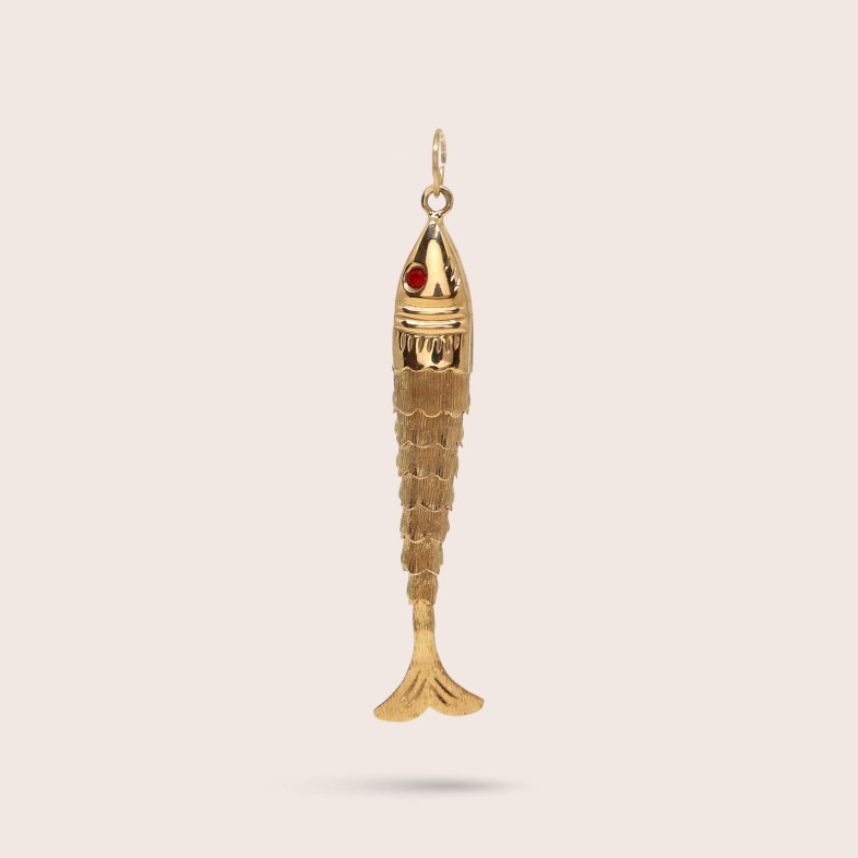 Sardine gold pendant