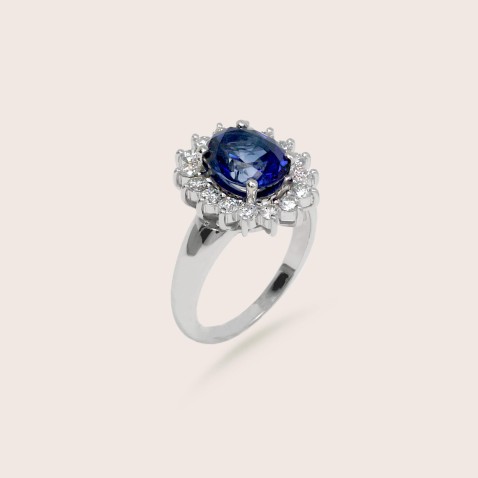 Anel de Noivado com Safira e Diamantes | Special Moments