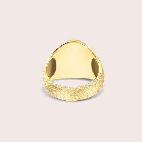 Gold and pav diamond ring | Musa