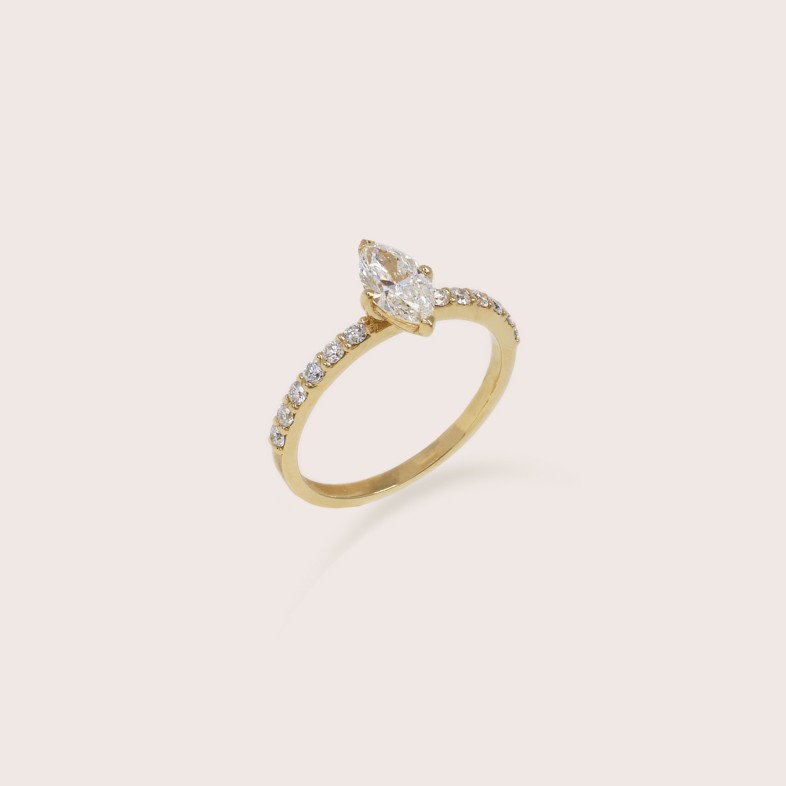 ANEL DE NOIVADO EM OURO COM DIAMANTES | Noivado