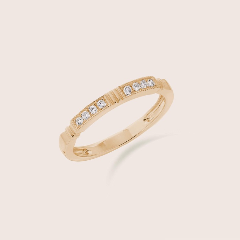 Anel com Diamantes