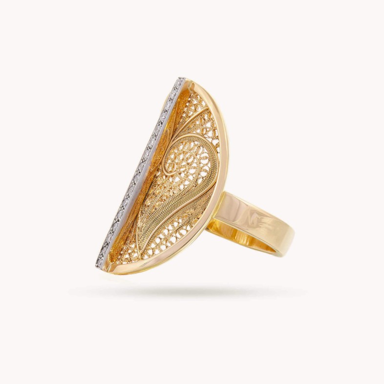 Anel de filigrana com Diamantes
