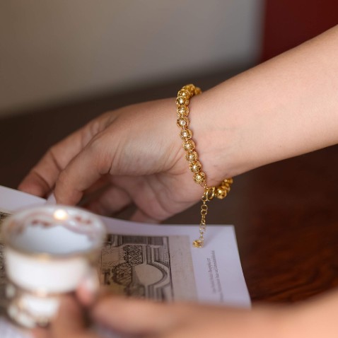 19,2K Gold Traditional bead bracelet
