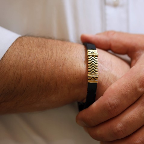 18k Gold and Diamond Bracelet | Barak