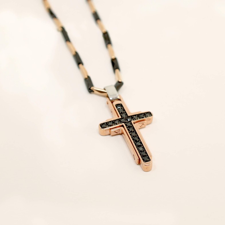 Cruz Ouro Rosa 18k e diamantes | Barak