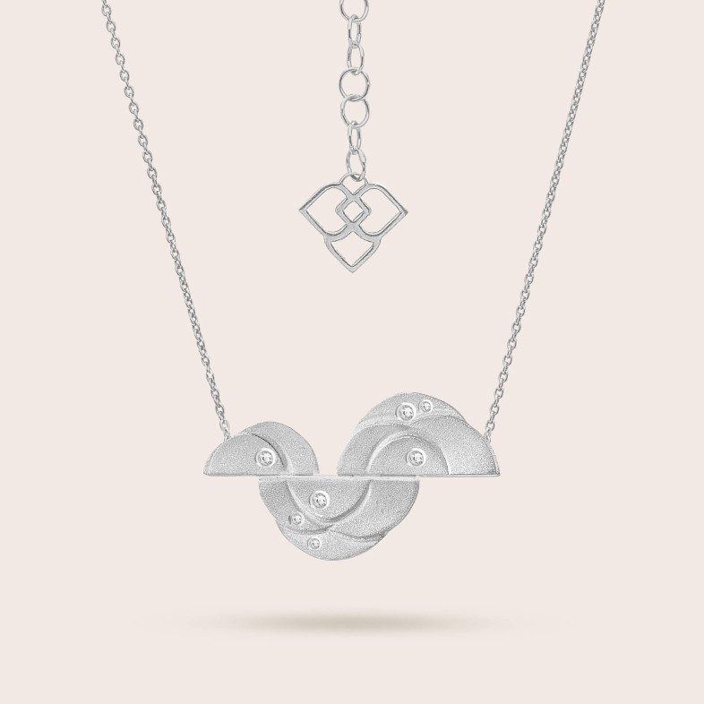 Camlias | Colar com pendente