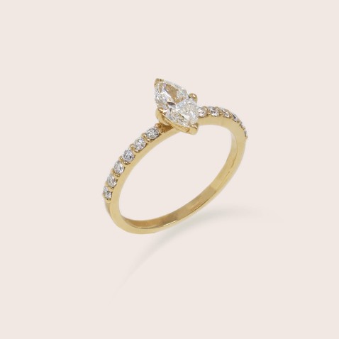 ANEL DE NOIVADO EM OURO COM DIAMANTES | Noivado