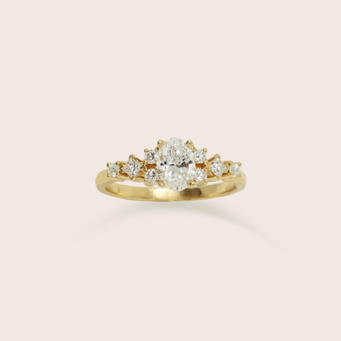19.2K Gold Engagement Ring with Diamonds
