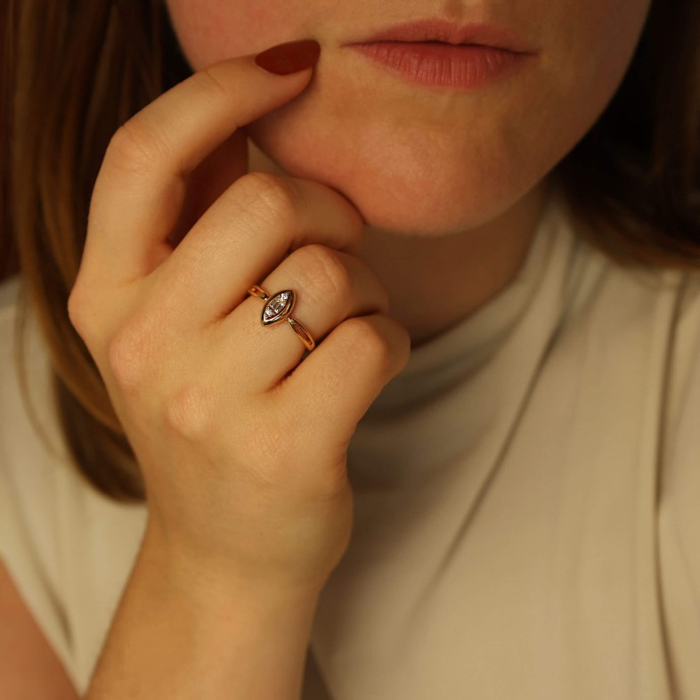 Anel Noivado de Ouro 19,2K com Diamantes