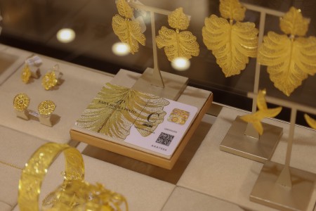 Exclusive collection by Sara Sousa Pinto at Ourivesaria Arneiro with UniqueMark Digital Certificate