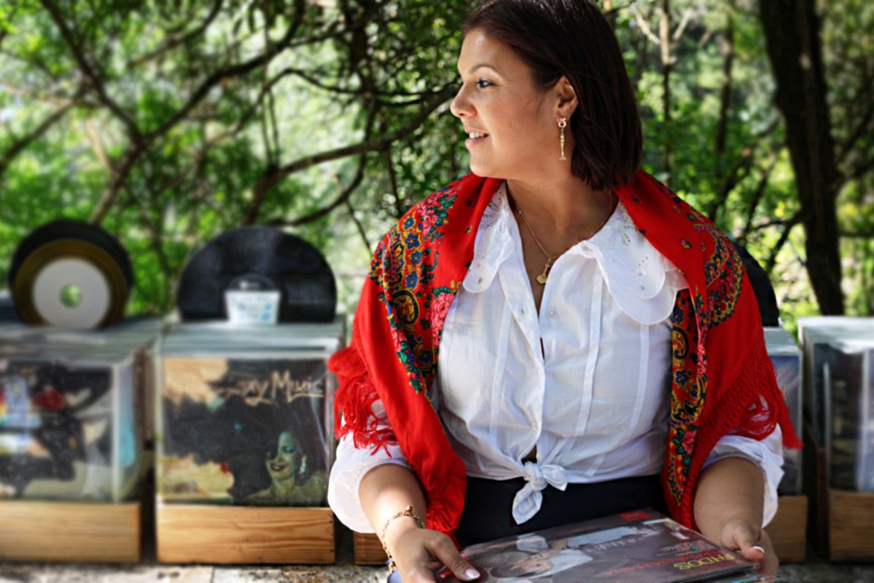 Coleção Popular: A Arneiro celebra o orgulho e as tradições portuguesa Coleção Popular: A Arneiro celebra o orgulho e as tradições portuguesa