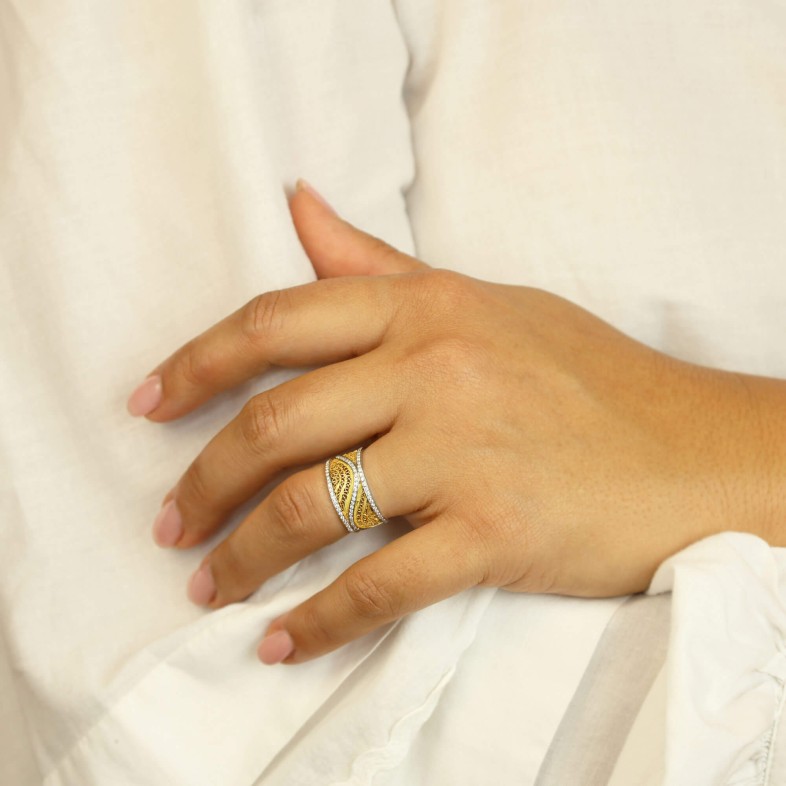 19.2K GOLD FILIGREE RING | Diamond Filigree
