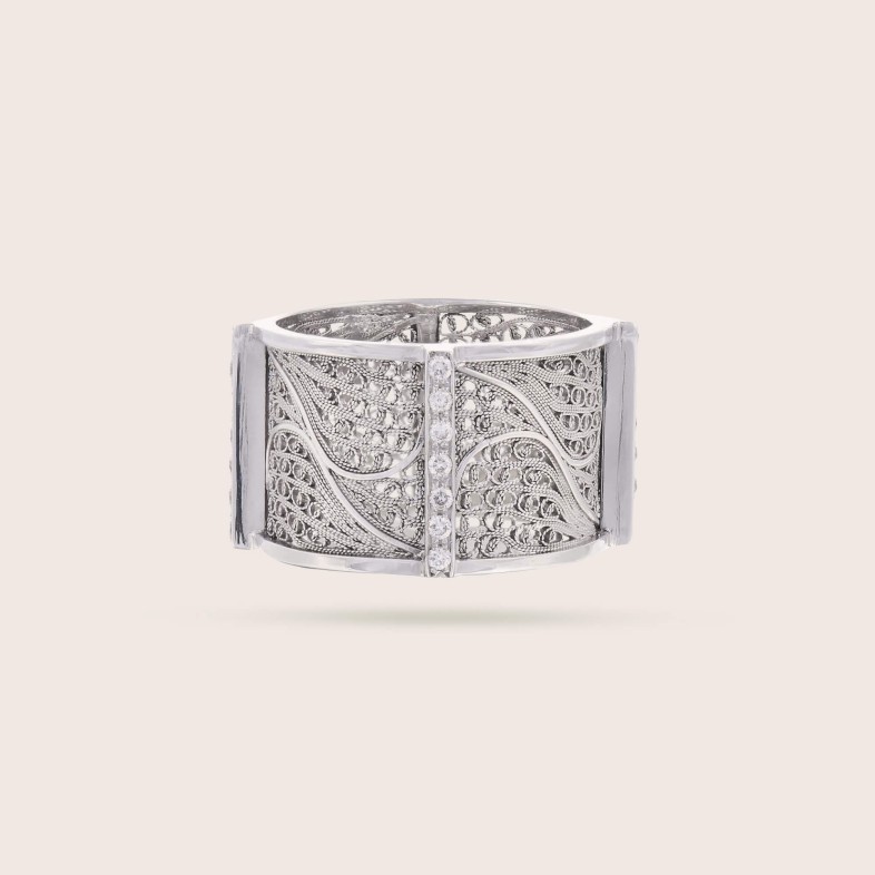 DECO FILIGREE | Anel com Diamantes
